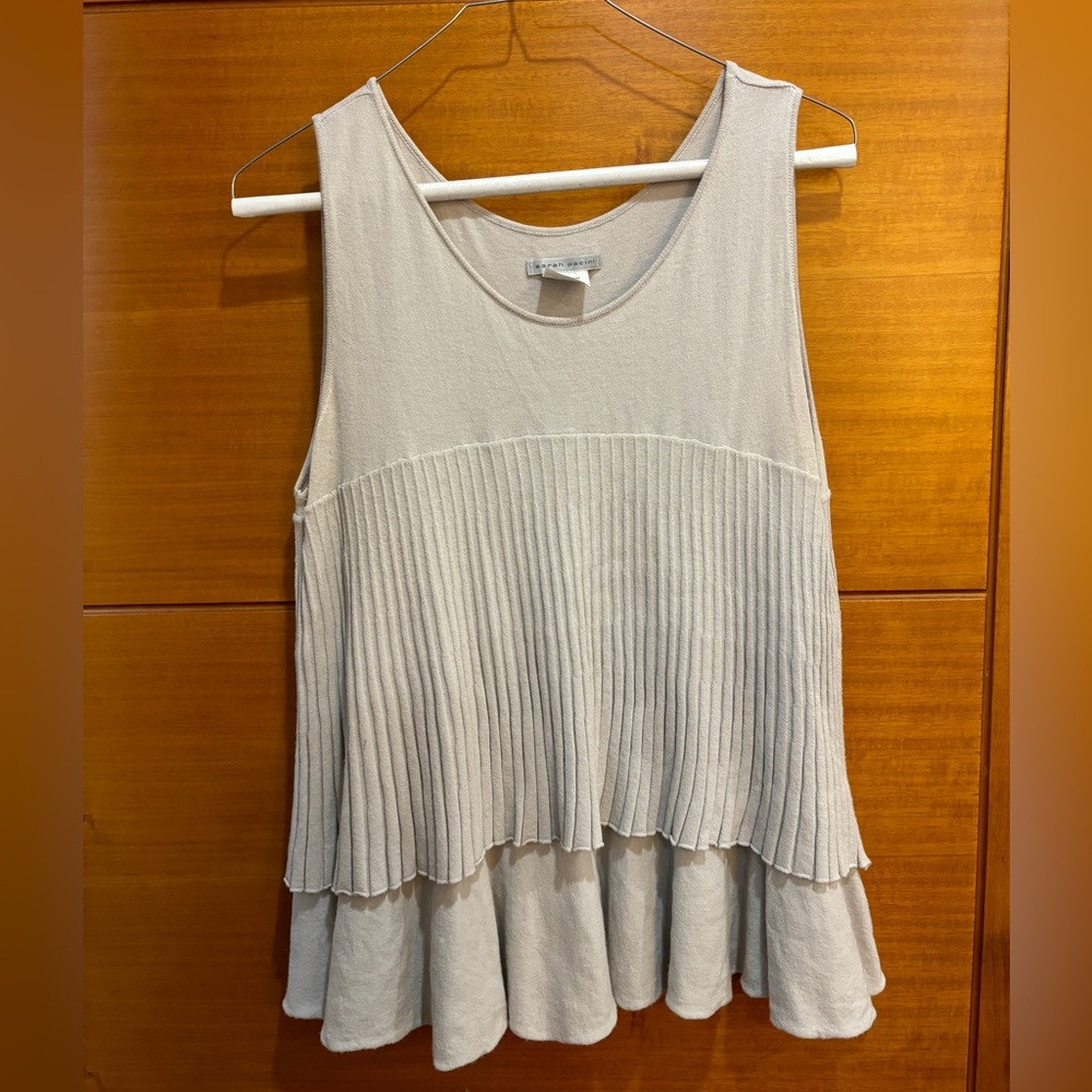 Sarah Pacini Grey Top